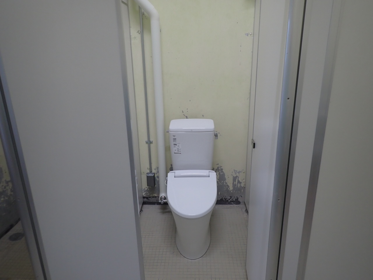 黒沢尻東小学校トイレ改修工事