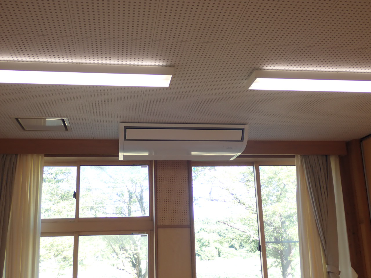 第2号　永岡小学校多目的教室エアコン設置工事